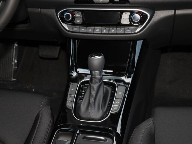 HYUNDAI i30 cw Advantage Plus-Paket Ansicht 15 für Fahrzeugdetailseite