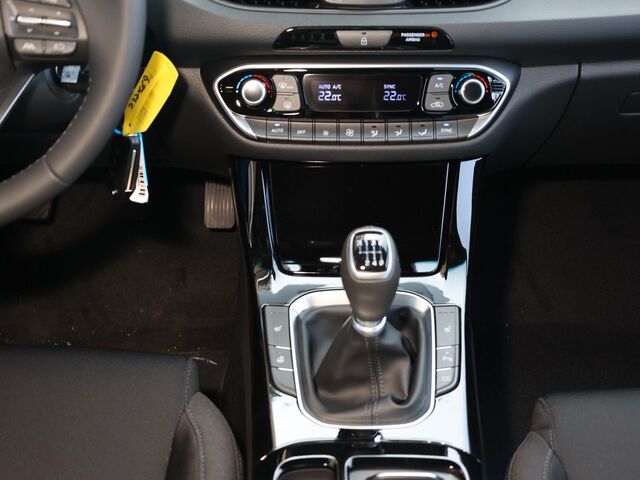 HYUNDAI i30 Advantage Ansicht 6 für Fahrzeugdetailseite