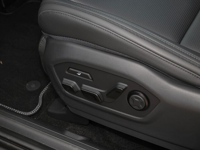 HYUNDAI SANTA FE 1.6 T-GDI Hybrid 158 kW 2WD Blackline Ansicht 5 für Fahrzeugdetailseite