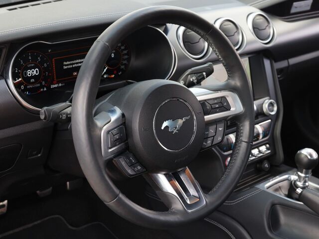 FORD Mustang Premium-Paket 2 Ansicht 2 für Fahrzeugdetailseite