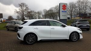 KIA ceed 1,5T GDi 140 PS DCT GT-Line LED,Technik,Gla