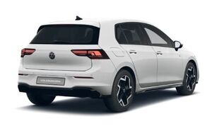 VW Golf VIII 1.5TSI*R-LINE*LED-PLUS*ACC*RFK*5J.GAR*