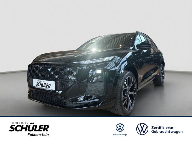 AUDI Q3 TFSI*qu*2xS-LINE*AHK*MATRIX* TECH PLUS*NAV*RF