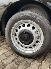 PEUGEOT Expert 2.2 Diesel 180 L3 S&amp;S EAT8