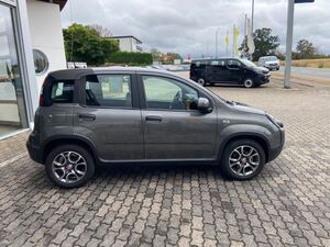 FIAT ANDERE Pandina 1.0 GSE Hybrid Cross