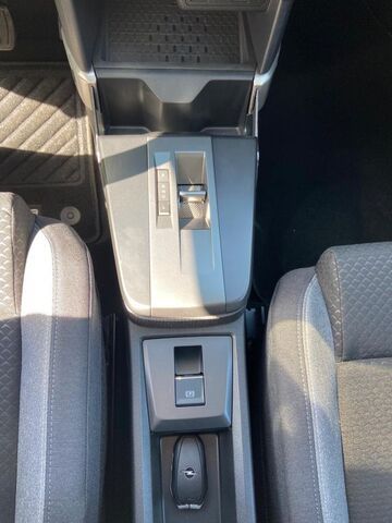 OPEL Frontera 1.2 DI Hybrid 48V eDCT ULTIMATE Ansicht 22 für Fahrzeugdetailseite