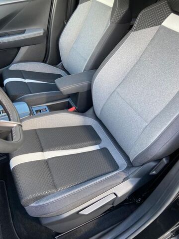 OPEL Frontera 1.2 DI Hybrid 48V eDCT ULTIMATE Ansicht 8 für Fahrzeugdetailseite