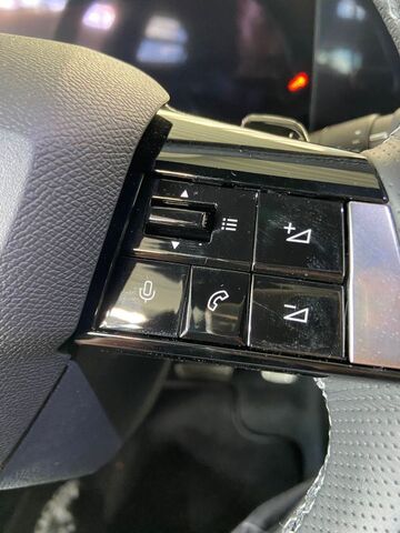 OPEL Astra Sports Tourer 1.2 Turbo Automatik GS Ansicht 11 für Fahrzeugdetailseite