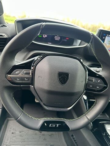 PEUGEOT 2008 Elektro 136 GT Ansicht 11 für Fahrzeugdetailseite