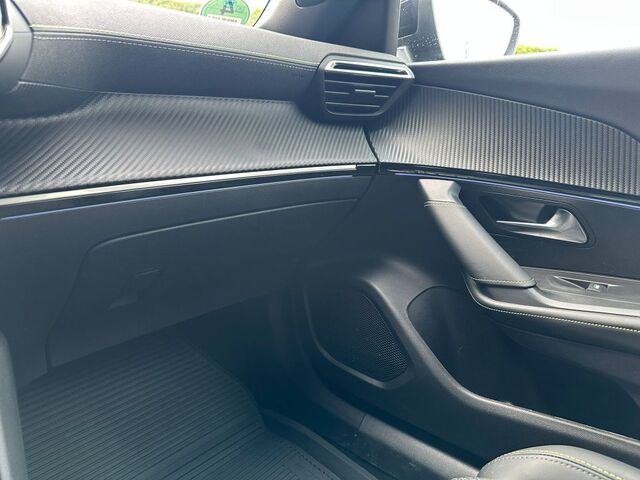 PEUGEOT 2008 Elektro 136 GT Ansicht 13 für Fahrzeugdetailseite