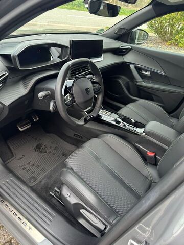 PEUGEOT 2008 Elektro 136 GT Ansicht 14 für Fahrzeugdetailseite