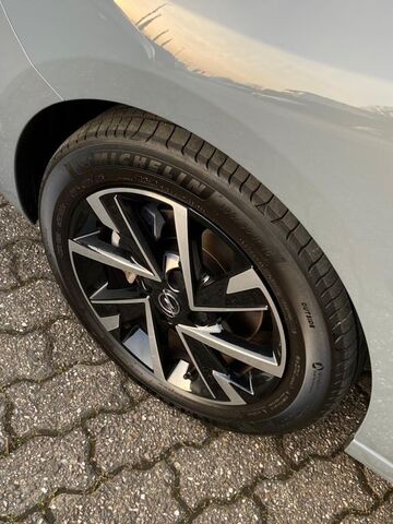 OPEL Corsa 1.2 Turbo Automatik GS Ansicht 13 für Fahrzeugdetailseite