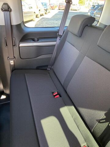 PEUGEOT Traveller L3 2.0 BlueHDi 180 EAT8 Ansicht 11 für Fahrzeugdetailseite