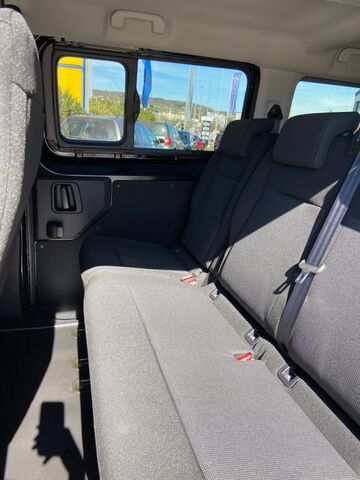 PEUGEOT Traveller L3 2.0 BlueHDi 180 EAT8 Ansicht 12 für Fahrzeugdetailseite
