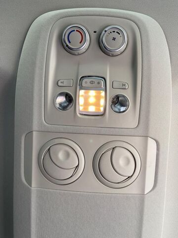PEUGEOT Traveller L3 2.0 BlueHDi 180 EAT8 Ansicht 9 für Fahrzeugdetailseite