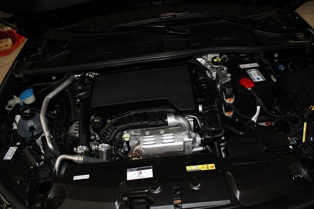 PEUGEOT 308 SW PureTech 130 Active Pack Ansicht 10 für Fahrzeugdetailseite