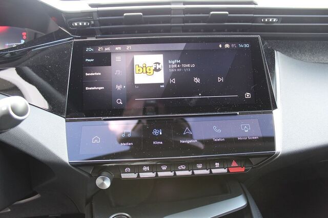 PEUGEOT 408 PureTech 130 EAT8 Allure Pack Ansicht 10 für Fahrzeugdetailseite