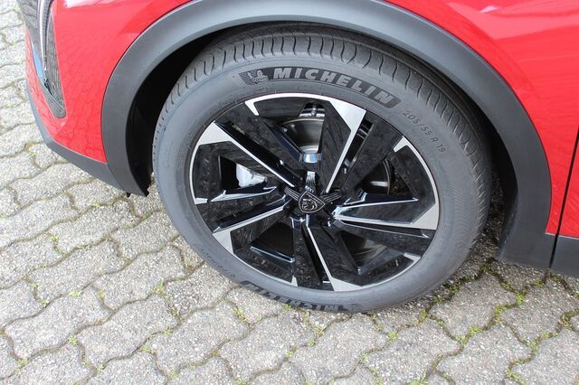 PEUGEOT 408 PureTech 130 EAT8 Allure Pack Ansicht 12 für Fahrzeugdetailseite