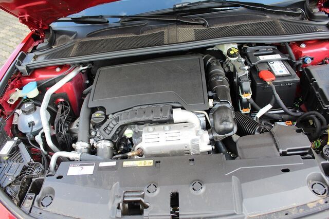 PEUGEOT 408 PureTech 130 EAT8 Allure Pack Ansicht 13 für Fahrzeugdetailseite
