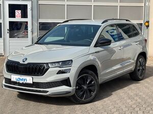 SKODA Karoq 1.5l TSI DSG Sportline|AHK|Kamera|ACC|AppC