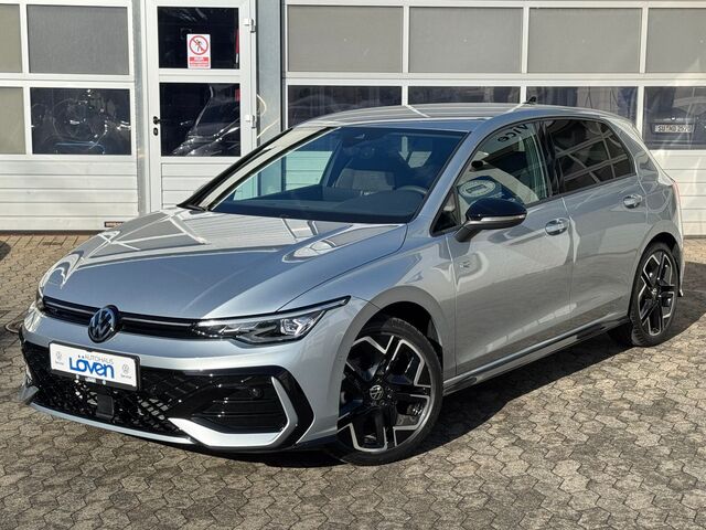 VW Golf VIII 1.5 TSI R-Line|Black|LED+|Kamera|AppCo