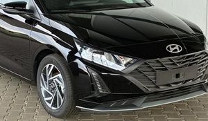 HYUNDAI i20 1.2 Select *NAVI*Außenspiegel elektr. anklap