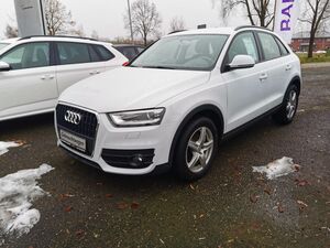 AUDI Q3 2.0 TDI *NAVI*SHZ*AHK*