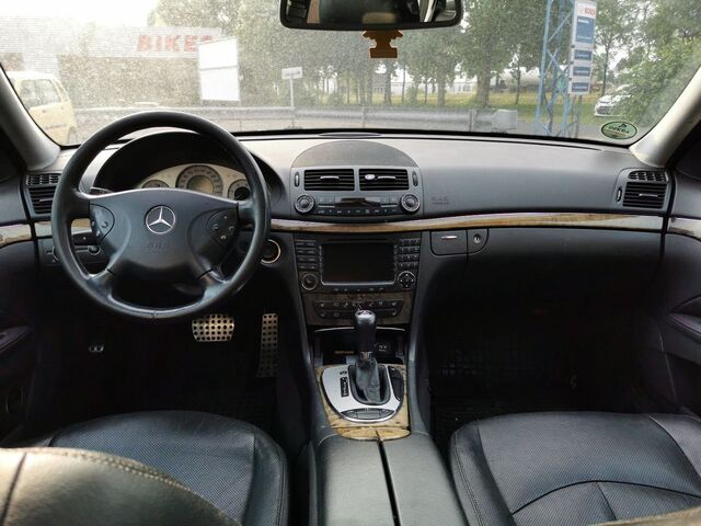 MERCEDES-BENZ E 320 CDI T Avantgarde / Kette NEU /