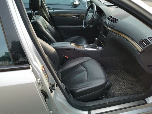 MERCEDES-BENZ E 320 CDI T Avantgarde / Kette NEU /
