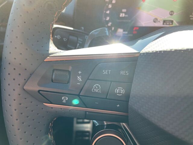 CUPRA Terramar 1.5 eTSI DSG+AHK+HuD+NAVI+el. Klappe Ansicht 25 für Fahrzeugdetailseite