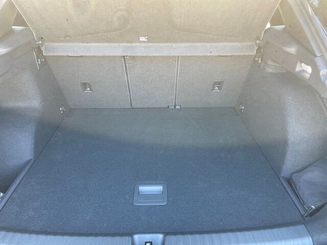 CUPRA Terramar 1.5 eTSI DSG+AHK+HuD+NAVI+el. Klappe Ansicht 9 für Fahrzeugdetailseite