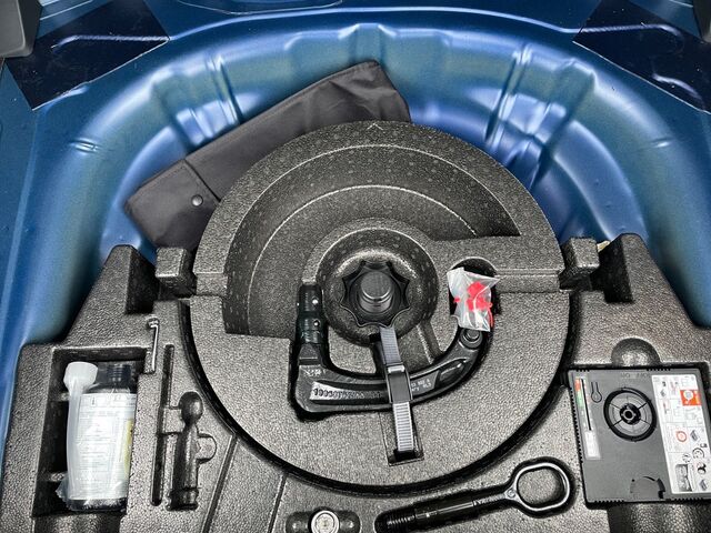 VW T-Roc 1.5 TSI DSG R-LINE+AHK+NAVI+ACC+SHZ Ansicht 10 für Fahrzeugdetailseite