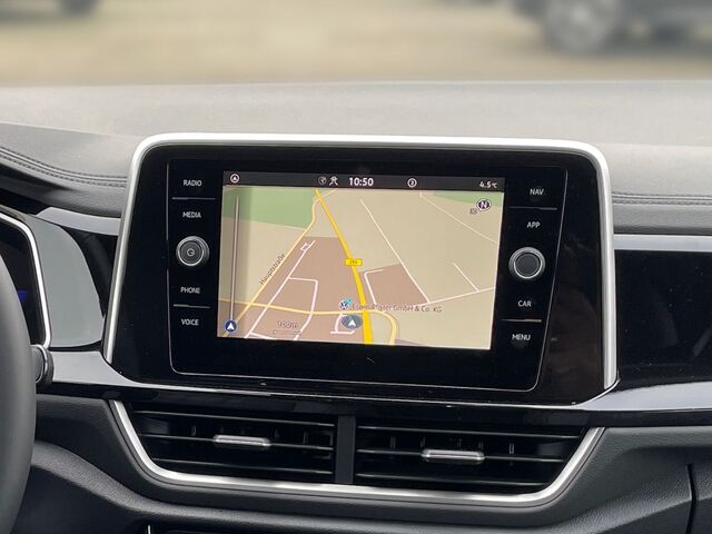 VW T-Roc 1.5 TSI DSG R-LINE+AHK+NAVI+ACC+SHZ Ansicht 17 für Fahrzeugdetailseite