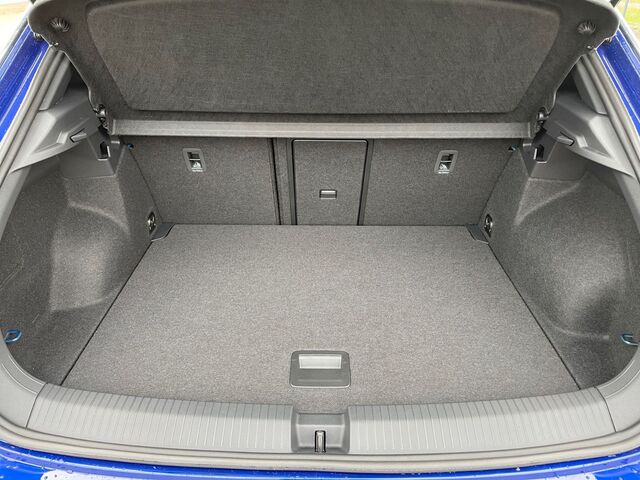 VW T-Roc 1.5 TSI DSG R-LINE+AHK+NAVI+ACC+SHZ Ansicht 9 für Fahrzeugdetailseite