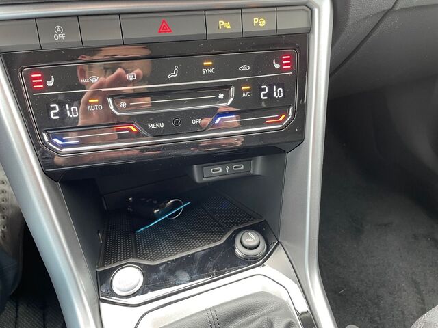 VW T-Roc 1.5 TSI DSG Life Ansicht 22 für Fahrzeugdetailseite