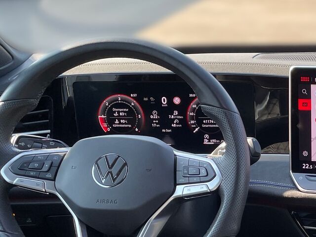 VW Passat Variant 2.0 TDI 110 kW R-line Ansicht 16 für Fahrzeugdetailseite