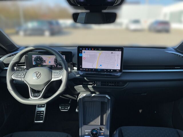 VW T-Roc 1.5 eTSI 110 kW R-Line Ansicht 12 für Fahrzeugdetailseite