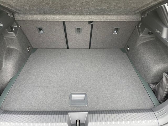 VW T-Roc 1.5 eTSI OPF DSG R-Line+AHK+EASY OPEN Ansicht 9 für Fahrzeugdetailseite