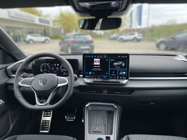 VW T-Roc 1.5 eTSI OPF DSG R-Line+AHK+EASY OPEN Ansicht 17 für Fahrzeugdetailseite