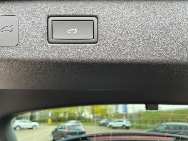 VW T-Roc 1.5 eTSI OPF DSG R-Line+AHK+EASY OPEN Ansicht 19 für Fahrzeugdetailseite