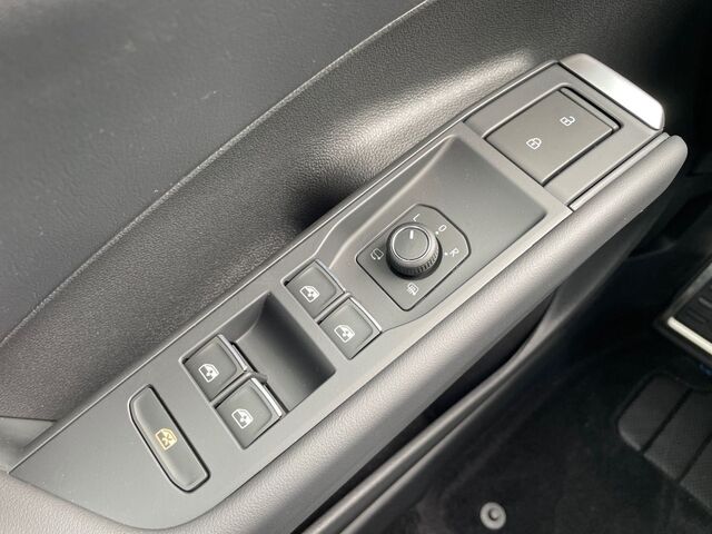 VW T-Roc 1.5 eTSI OPF DSG R-Line+AHK+EASY OPEN Ansicht 28 für Fahrzeugdetailseite