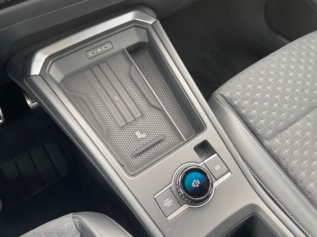VW T-Roc 1.5 eTSI OPF DSG R-Line+AHK+EASY OPEN Ansicht 29 für Fahrzeugdetailseite