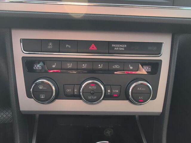 SEAT Leon ST 1.5 TSI DSG Xcellence+LED+NAVI+KAMERA Ansicht 17 für Fahrzeugdetailseite