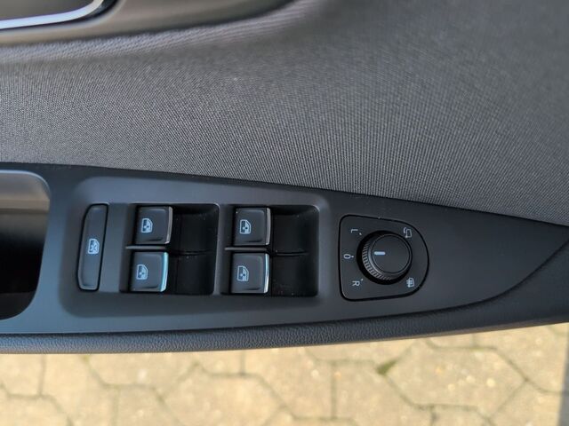 SEAT Leon ST 1.5 TSI DSG Xcellence+LED+NAVI+KAMERA Ansicht 23 für Fahrzeugdetailseite