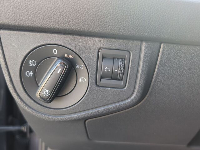 VW Polo Life 1.0 TSI Ansicht 22 für Fahrzeugdetailseite