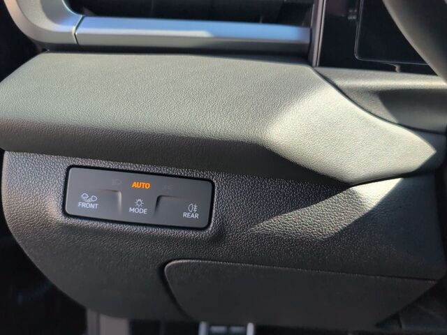 VW T-Roc 1.5 eTSI R-Line+AHK+RFK+BLACKSTYLE+EASYOPE Ansicht 23 für Fahrzeugdetailseite