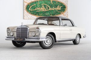 Mercedes-Benz 220 220 SE b