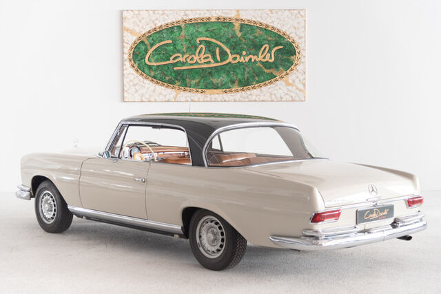 Mercedes-Benz 220 220 SE b