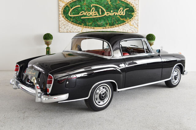 Mercedes-Benz Ponton 220 SE