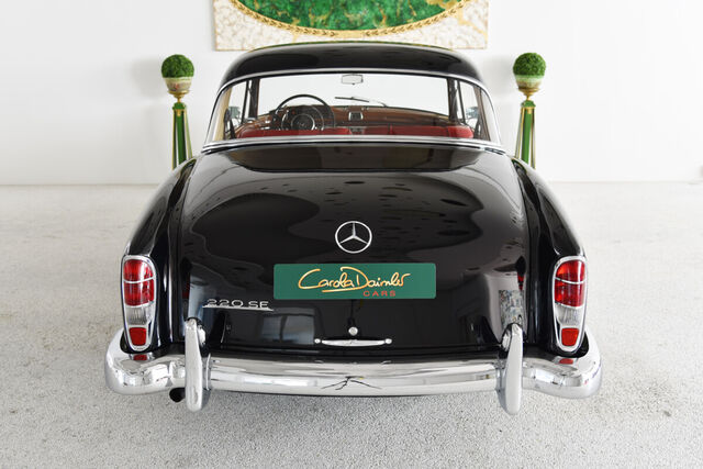 Mercedes-Benz Ponton 220 SE